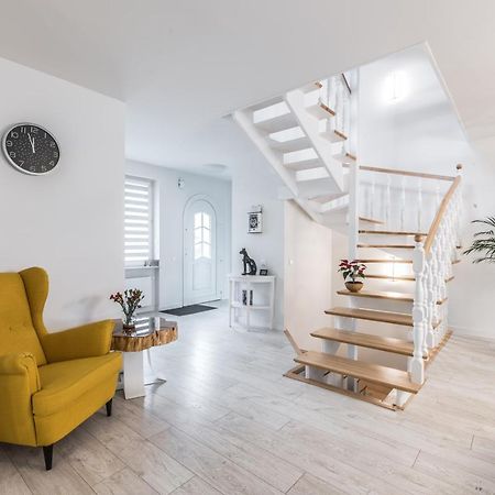 Villa House Poznan * Sauna * Dış mekan fotoğraf