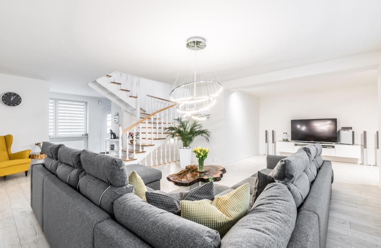 Villa House Poznan * Sauna * Dış mekan fotoğraf