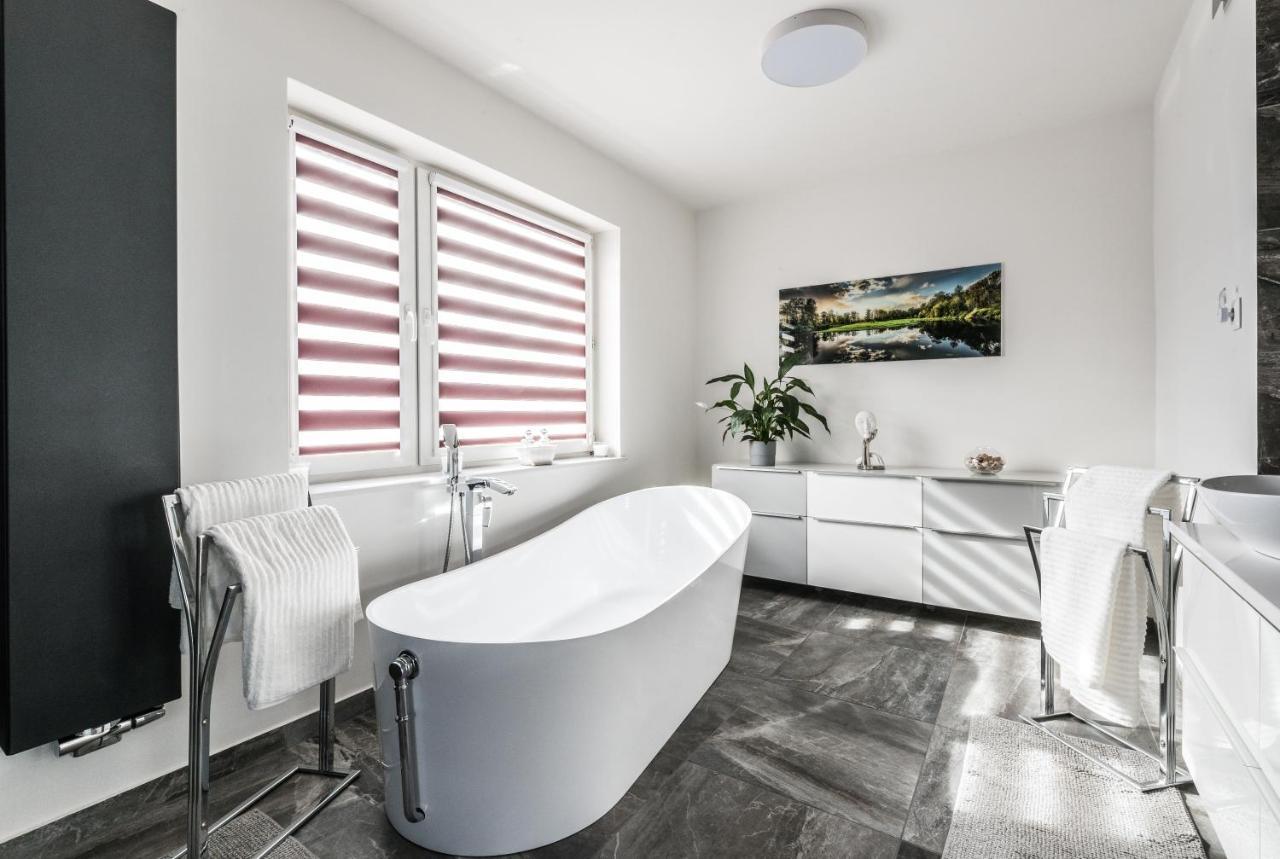 Villa House Poznan * Sauna * Dış mekan fotoğraf