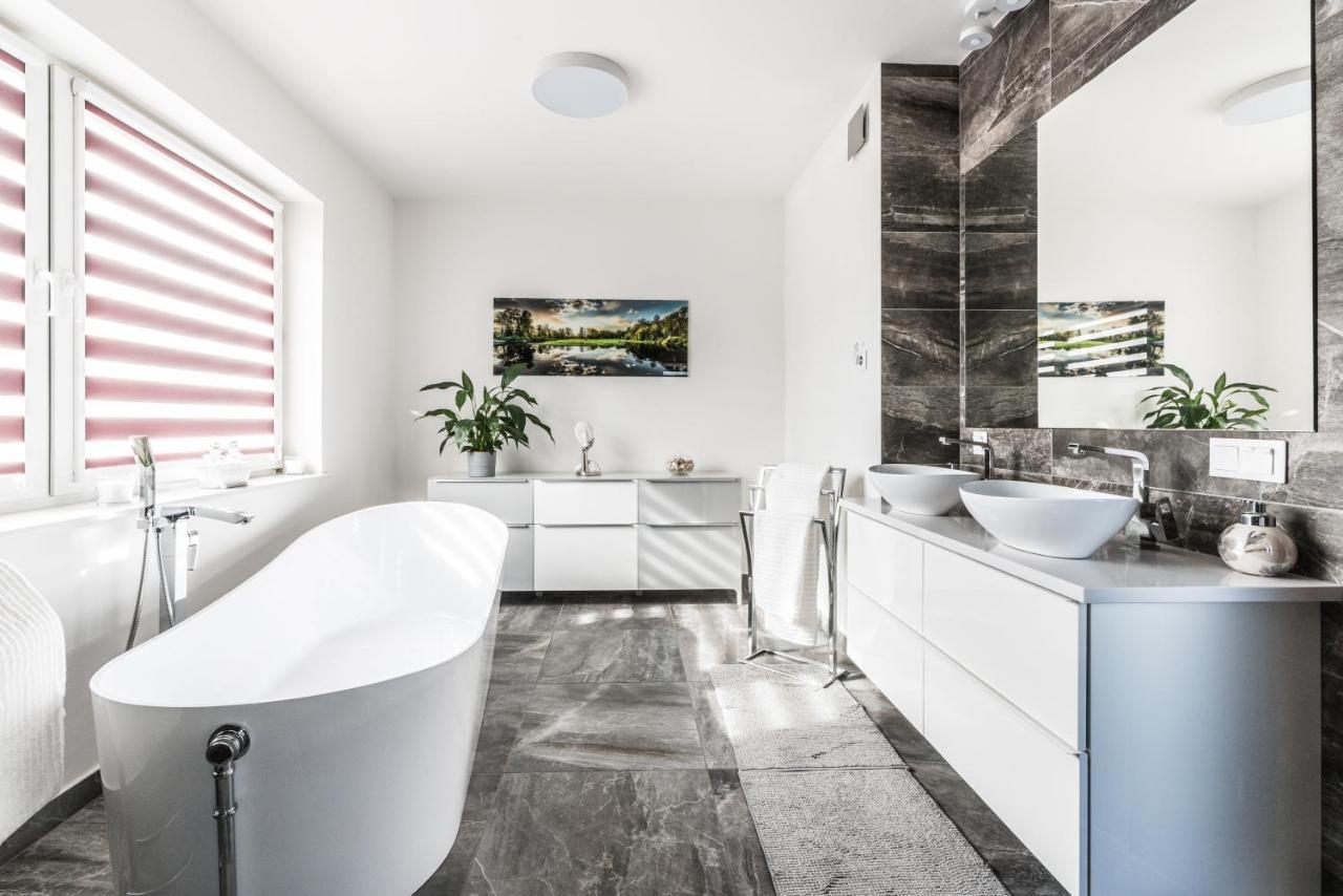 Villa House Poznan * Sauna * Dış mekan fotoğraf